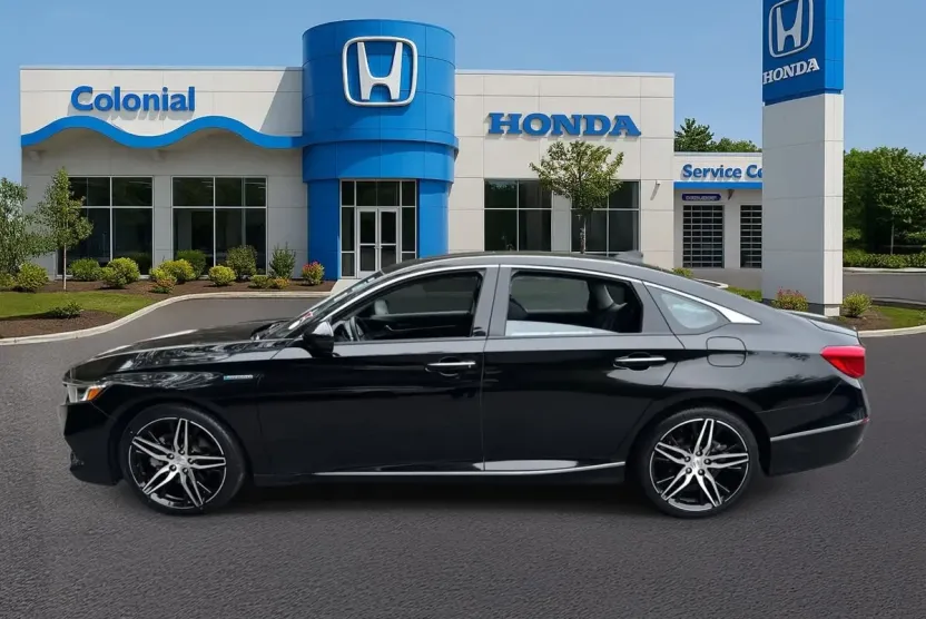2022 Honda Accord Hybrid Touring photo 1