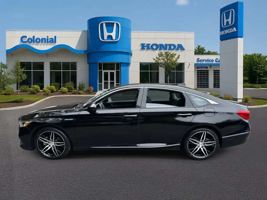2022 Honda Accord Hybrid Touring photo 1