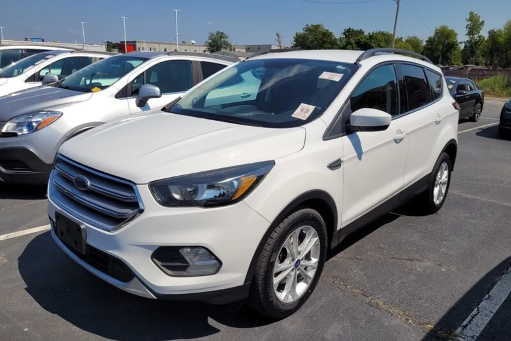 2018 Ford Escape SE photo 1