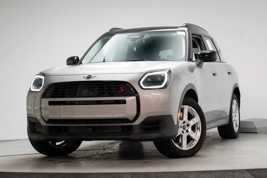 2025 Mini Countryman S photo 1
