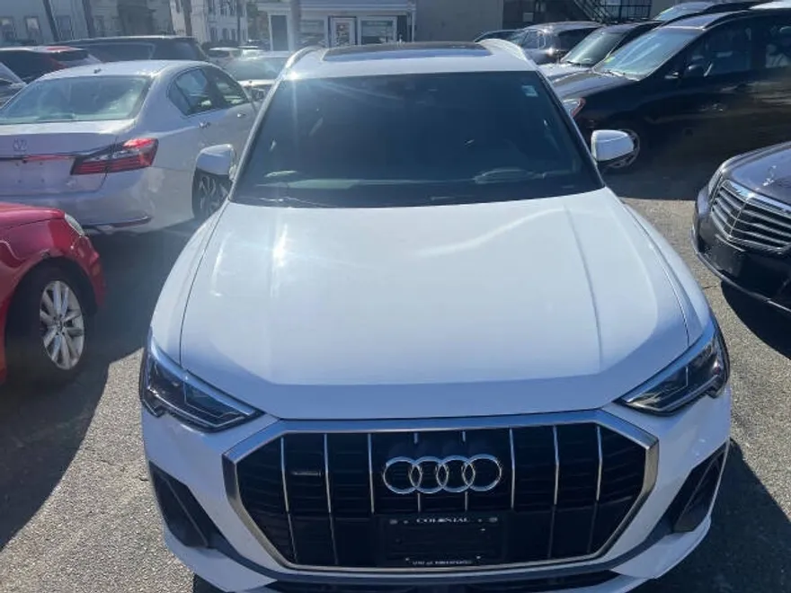 2019 Audi Q3 S line Plus 45 TFSI photo 1