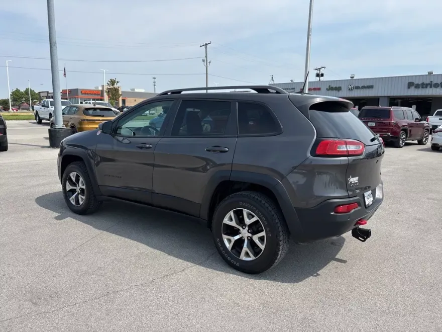 2018 Jeep Cherokee Trailhawk photo 1