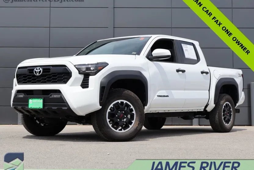 2025 Toyota Tacoma TRD Off-Road photo 1
