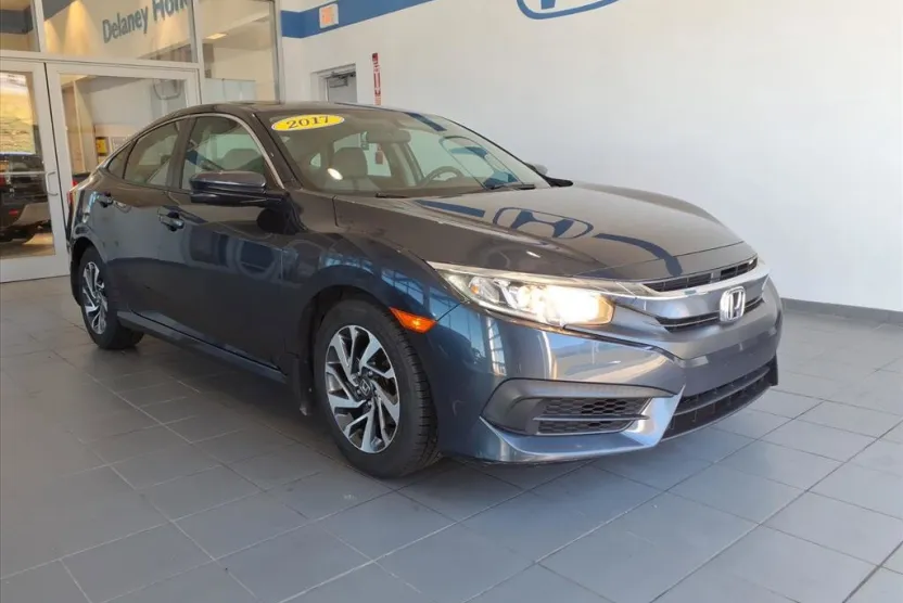 2017 Honda Civic EX photo 1