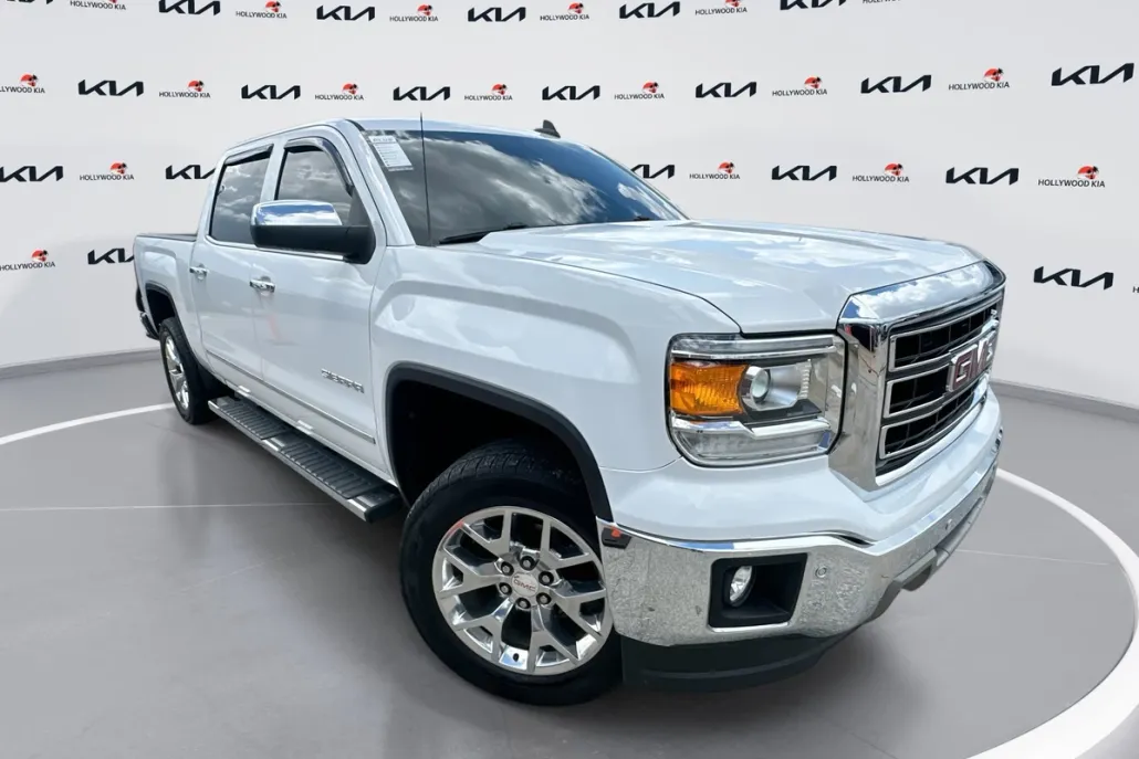 2015 Gmc Sierra 1500 SLT photo 1