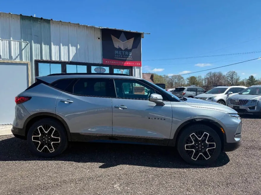 2024 Chevrolet Blazer RS photo 1