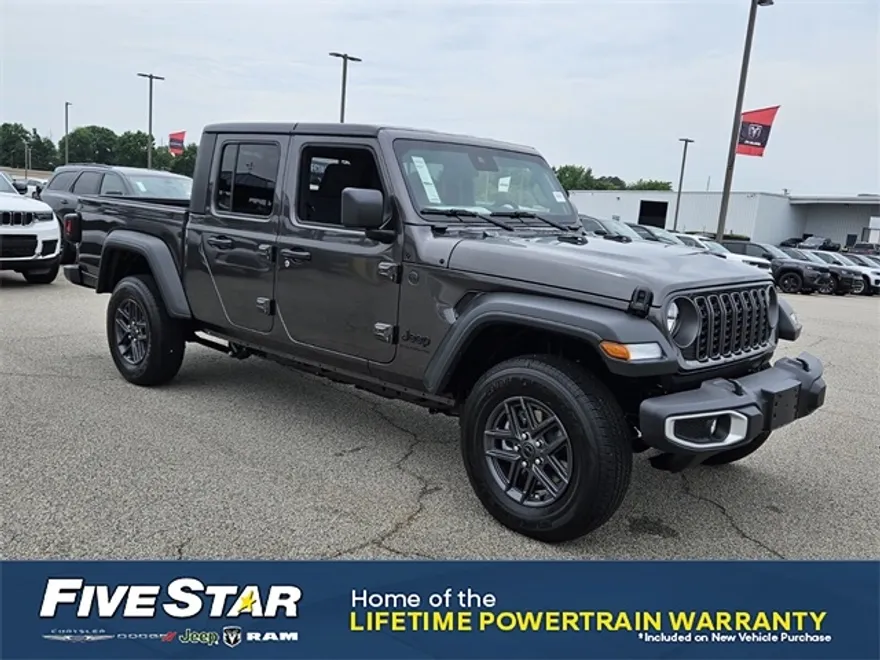 2025 Jeep Gladiator Sport S photo 1