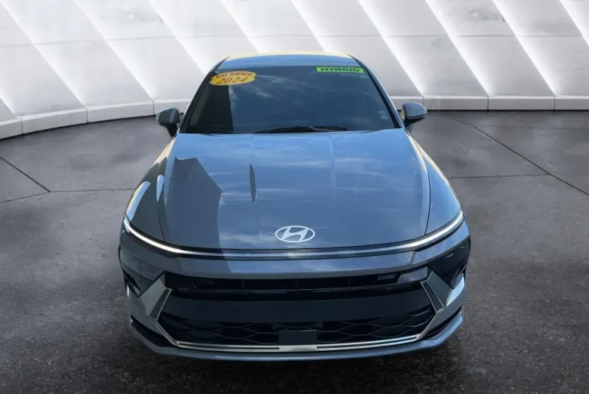 2024 Hyundai Sonata Hybrid SEL photo 1