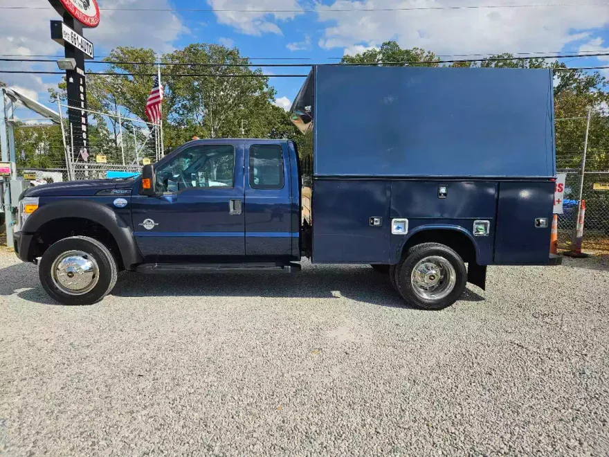 2016 Ford F-550 XL photo 1
