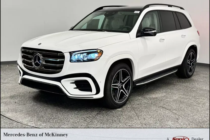 2026 Mercedes Benz GLS 450 4MATIC photo 1