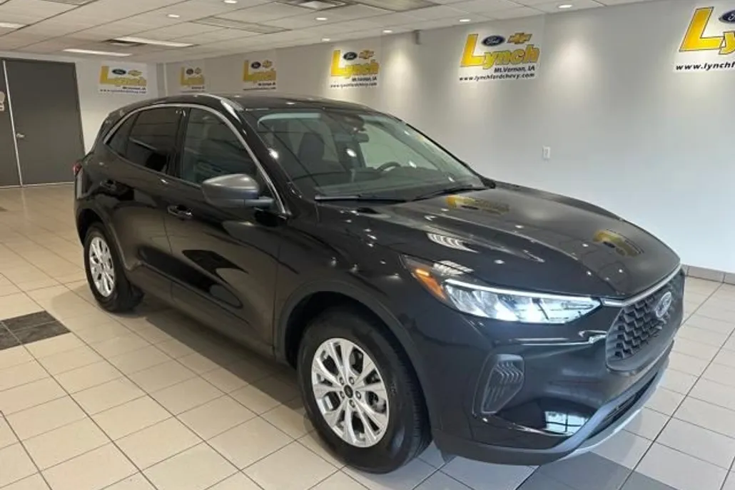 2023 Ford Escape Active photo 1