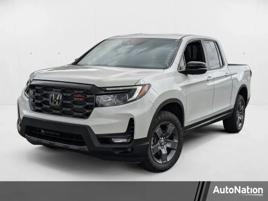 2025 Honda Ridgeline TrailSport photo 1