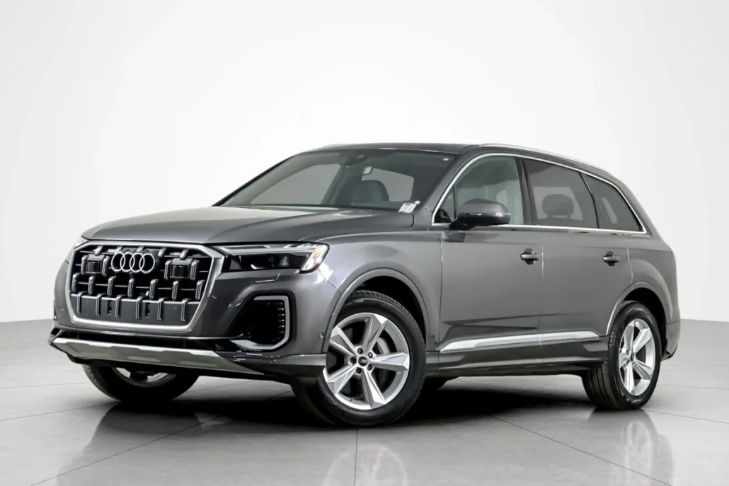 2025 Audi Q7 Premium 55 photo 1