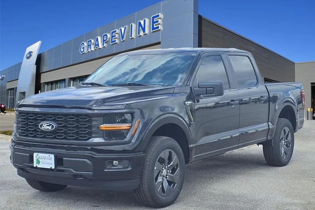 2025 Ford F-150 STX photo 1