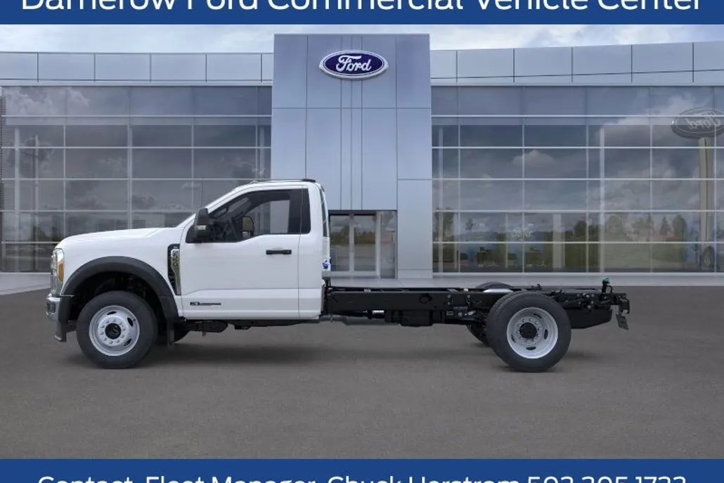 2025 Ford F-550 photo 1