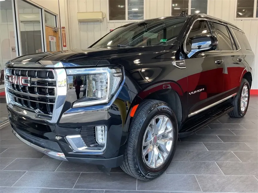 2022 Gmc Yukon SLT photo 1