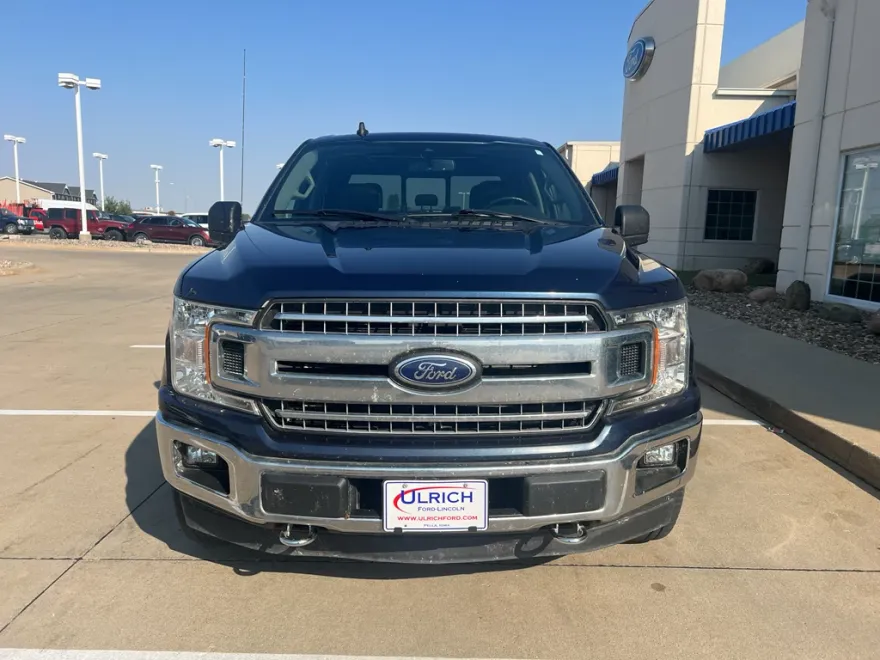 2019 Ford F-150 XLT photo 1