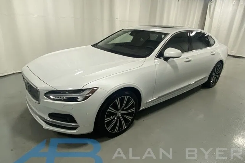 2025 Volvo S90 Plus photo 1