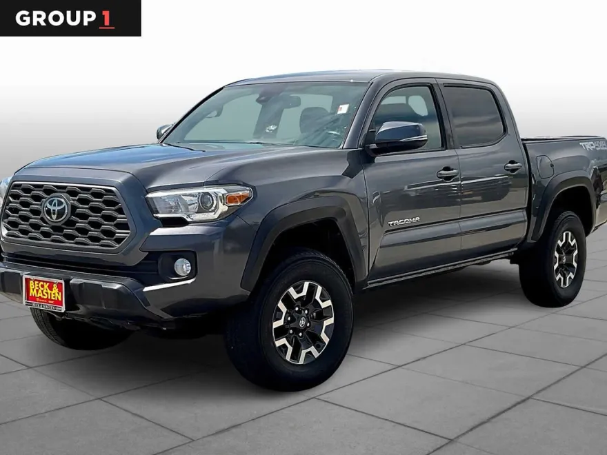 2021 Toyota Tacoma TRD photo 1