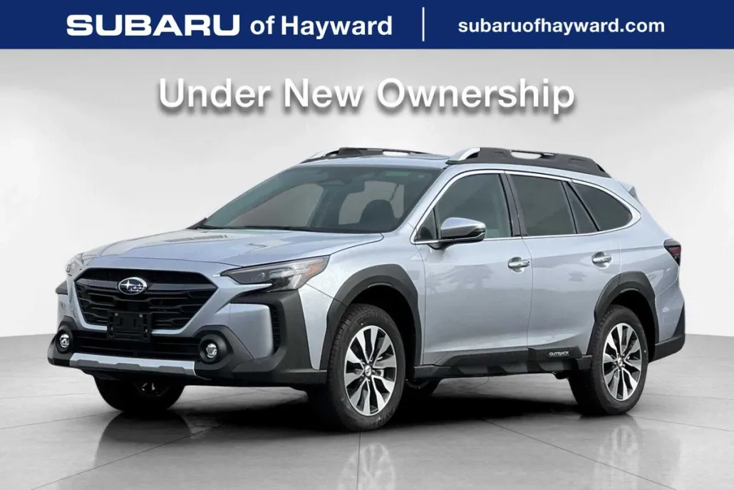 2025 Subaru Outback Touring photo 1