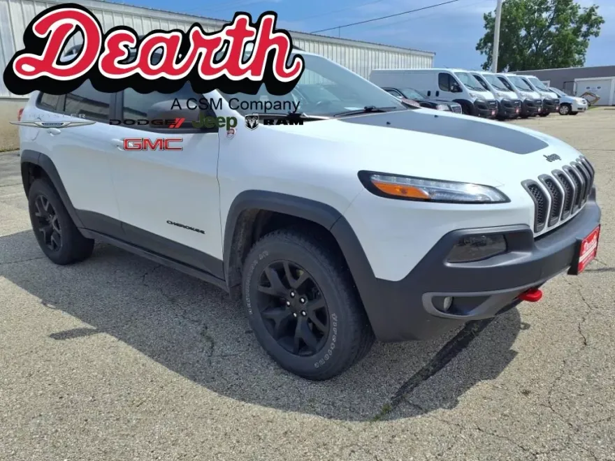 2015 Jeep Cherokee Trailhawk photo 1