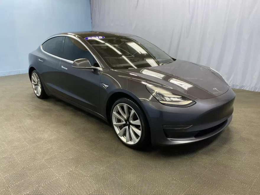 2018 Tesla Model 3 Long Range photo 1
