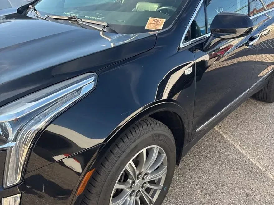 2017 Cadillac XT5 Luxury photo 1