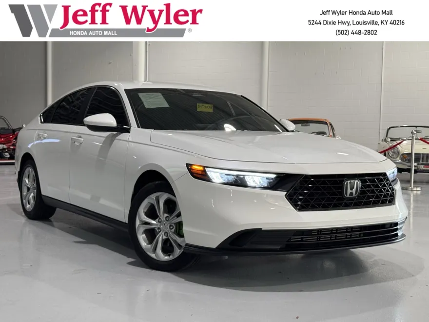 2023 Honda Accord LX photo 1