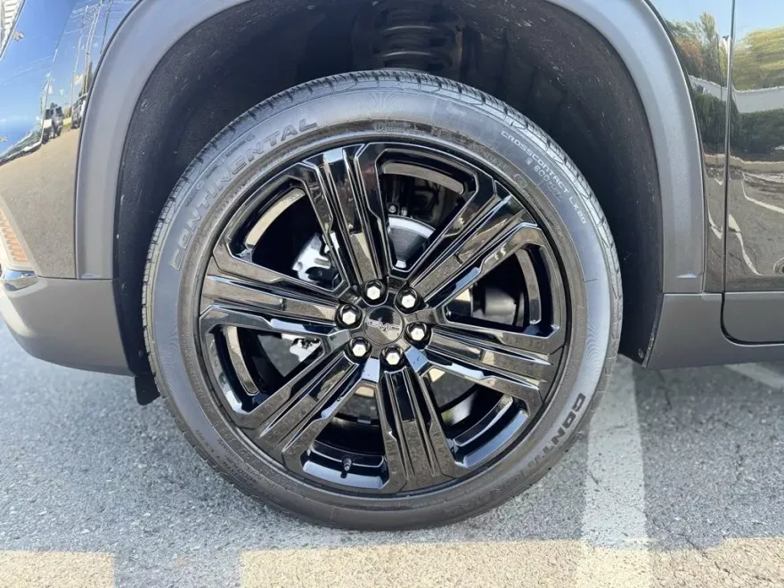 2025 Gmc Acadia Elevation photo 1