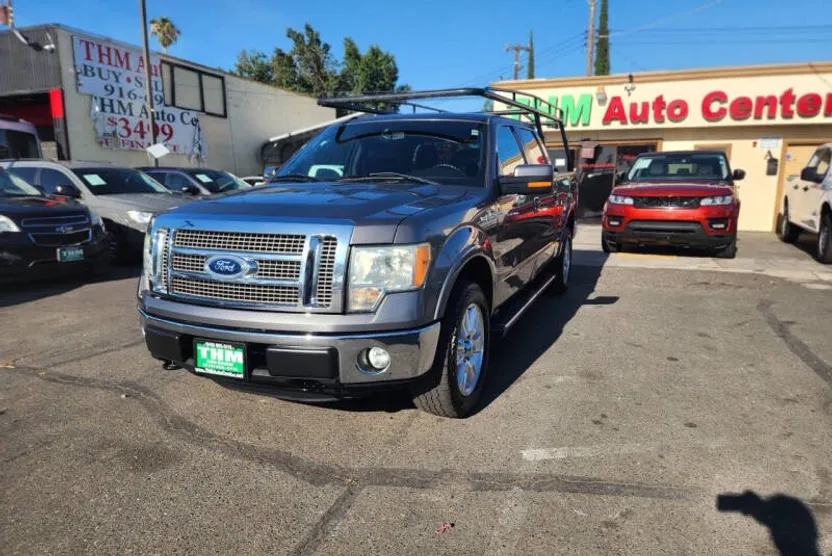 2011 Ford F-150 Lariat photo 1