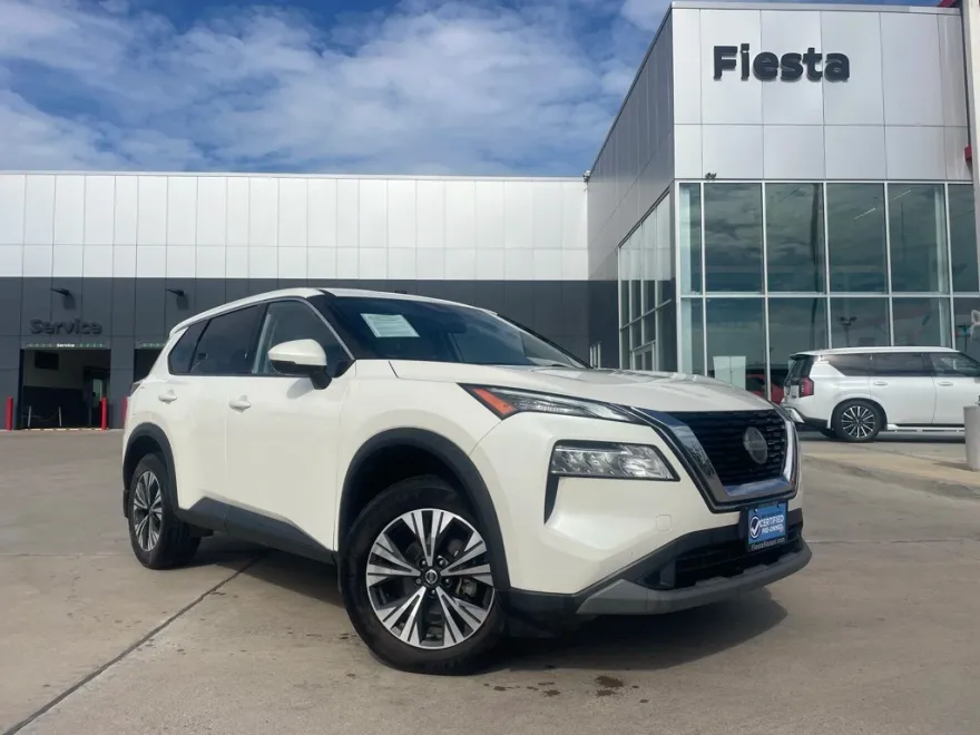 2021 Nissan Rogue SV photo 1