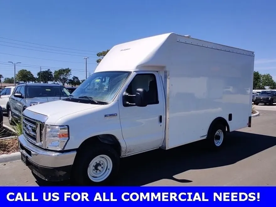 2025 Ford E-350 Base photo 1