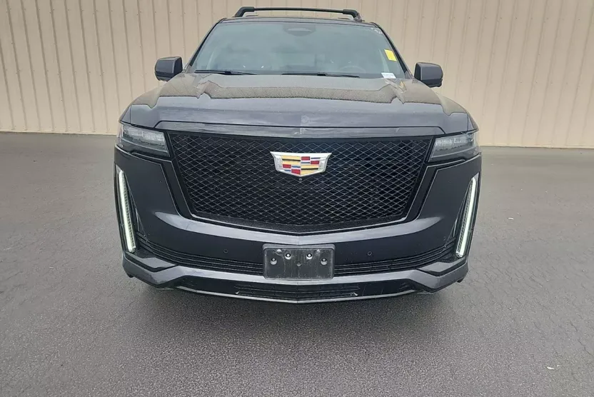 2023 Cadillac Escalade Sport photo 1