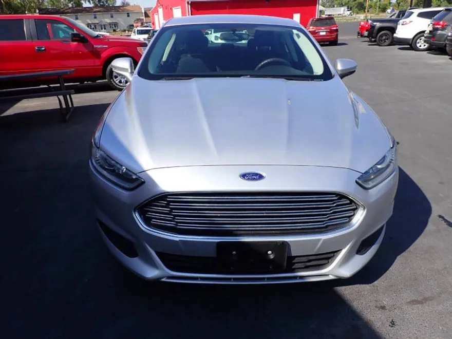 2014 Ford Fusion Hybrid SE photo 1