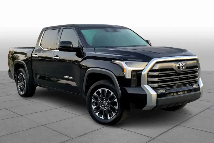 2023 Toyota Tundra Limited photo 1