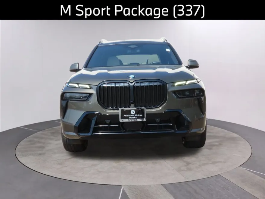 2023 Bmw X7 xDrive40i photo 1