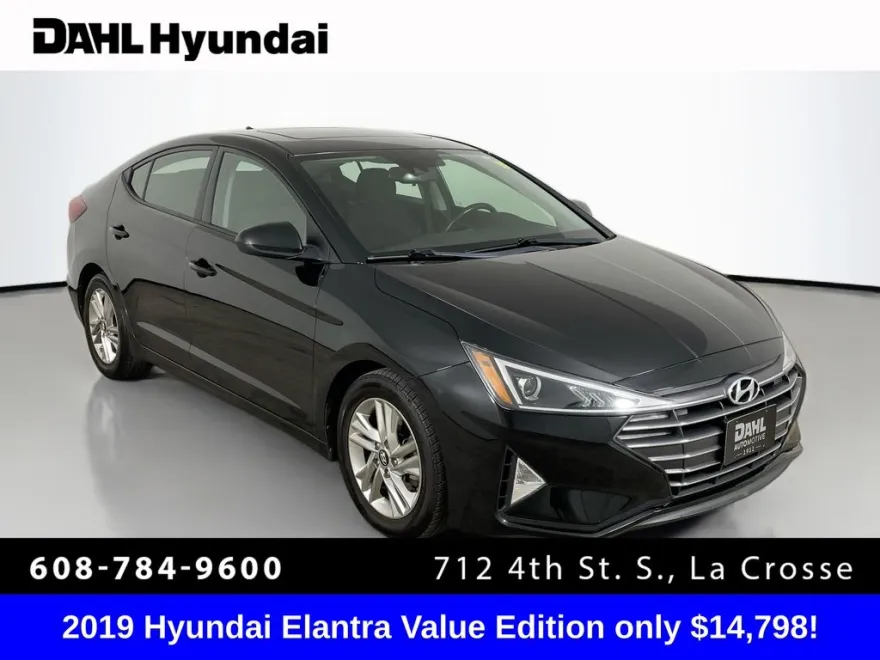 2019 Hyundai Elantra Value Edition photo 1