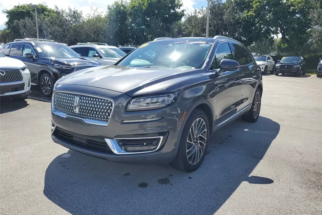 2019 Lincoln Nautilus Reserve photo 1