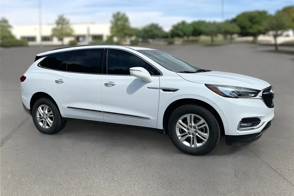 2019 Buick Enclave Essence photo 1