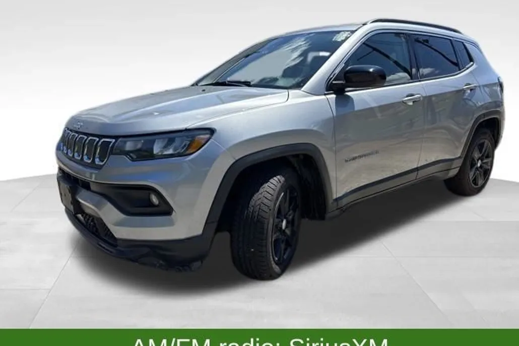 2022 Jeep Compass Latitude photo 1