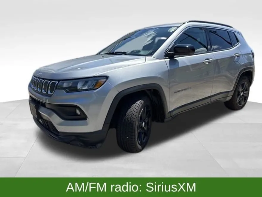 2022 Jeep Compass Latitude photo 1