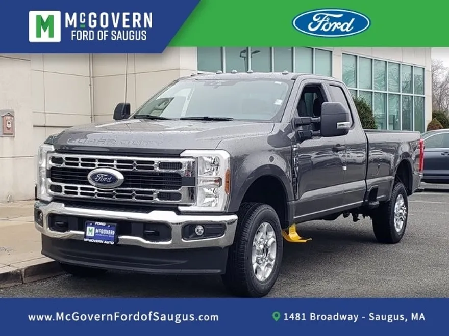 2025 Ford F-350 XLT photo 1