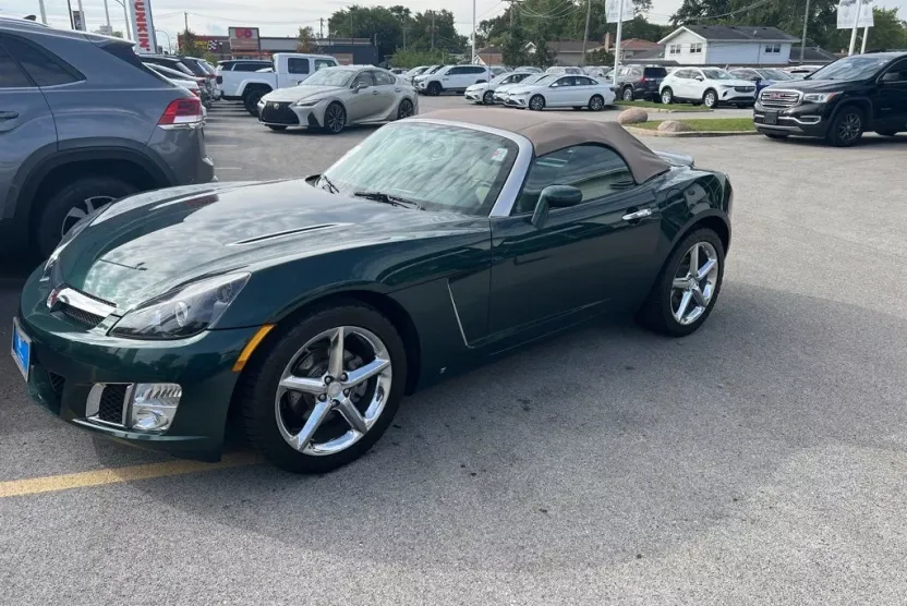 2008 Saturn Sky Convertible photo 1