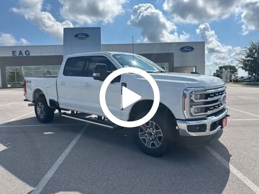 2026 Ford F-250 Lariat photo 1