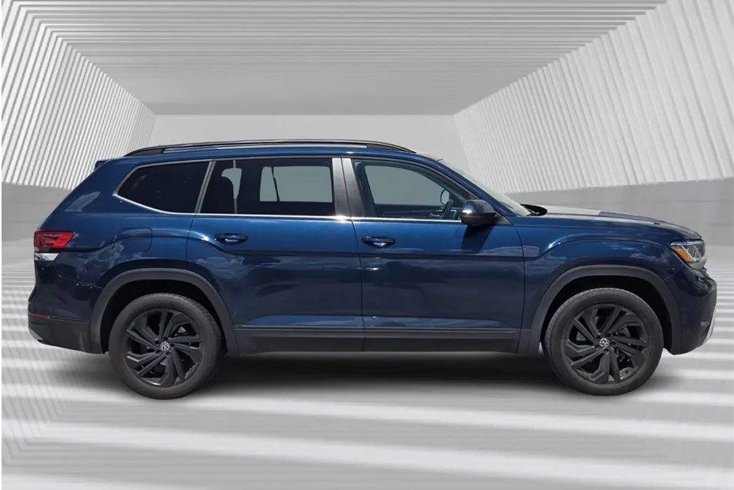 2023 Volkswagen Atlas V6 SE Technology photo 1