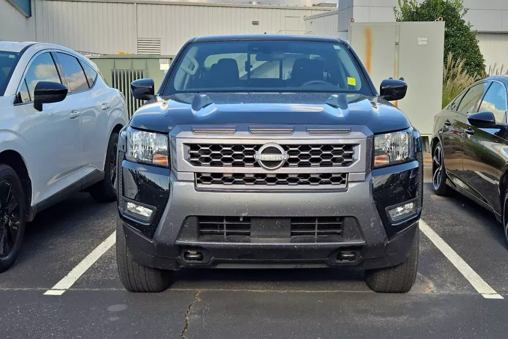 2025 Nissan Frontier SV photo 1