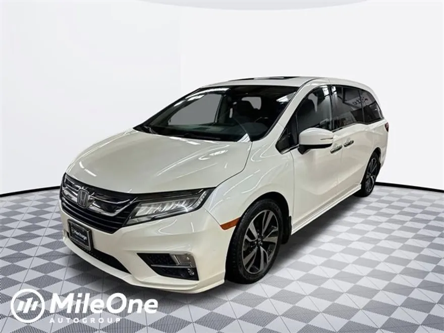 2018 Honda Odyssey Elite photo 1