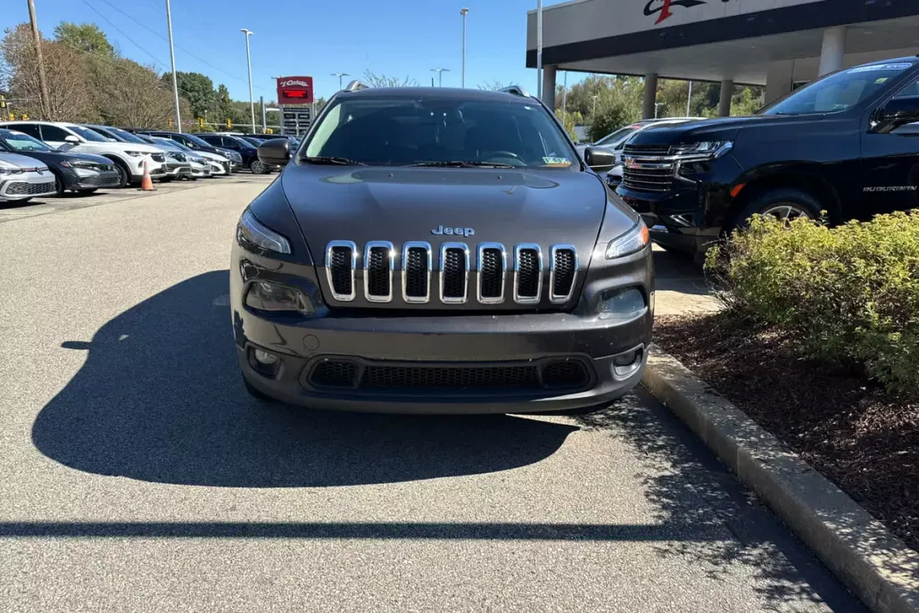 2015 Jeep Cherokee Latitude photo 1