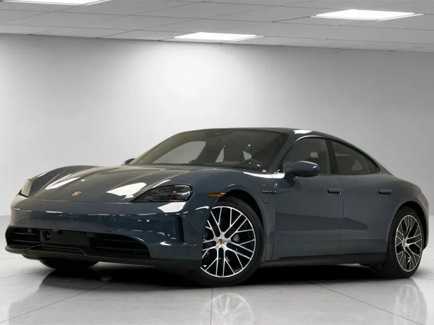 2025 Porsche Taycan 4 photo 1