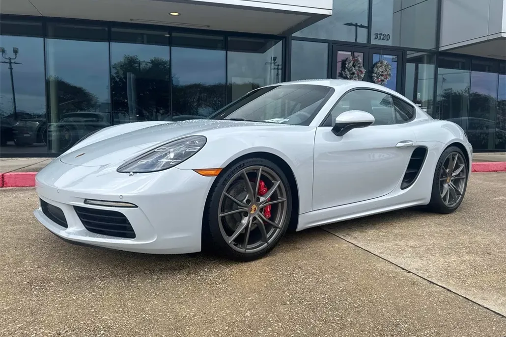 2025 Porsche Cayman S photo 1